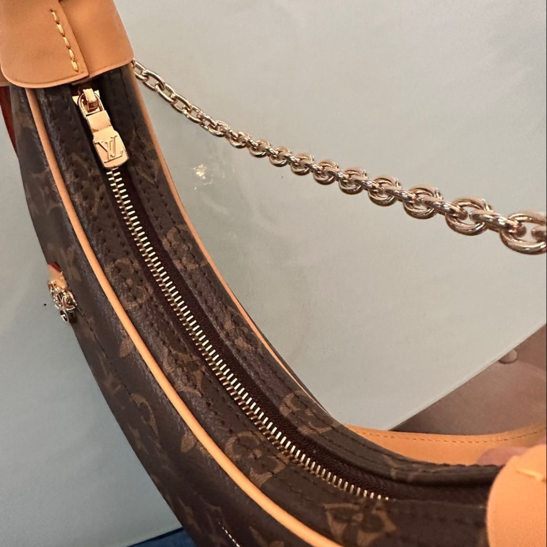 LOUIS VUITTON – CARTERA COOKIE BB