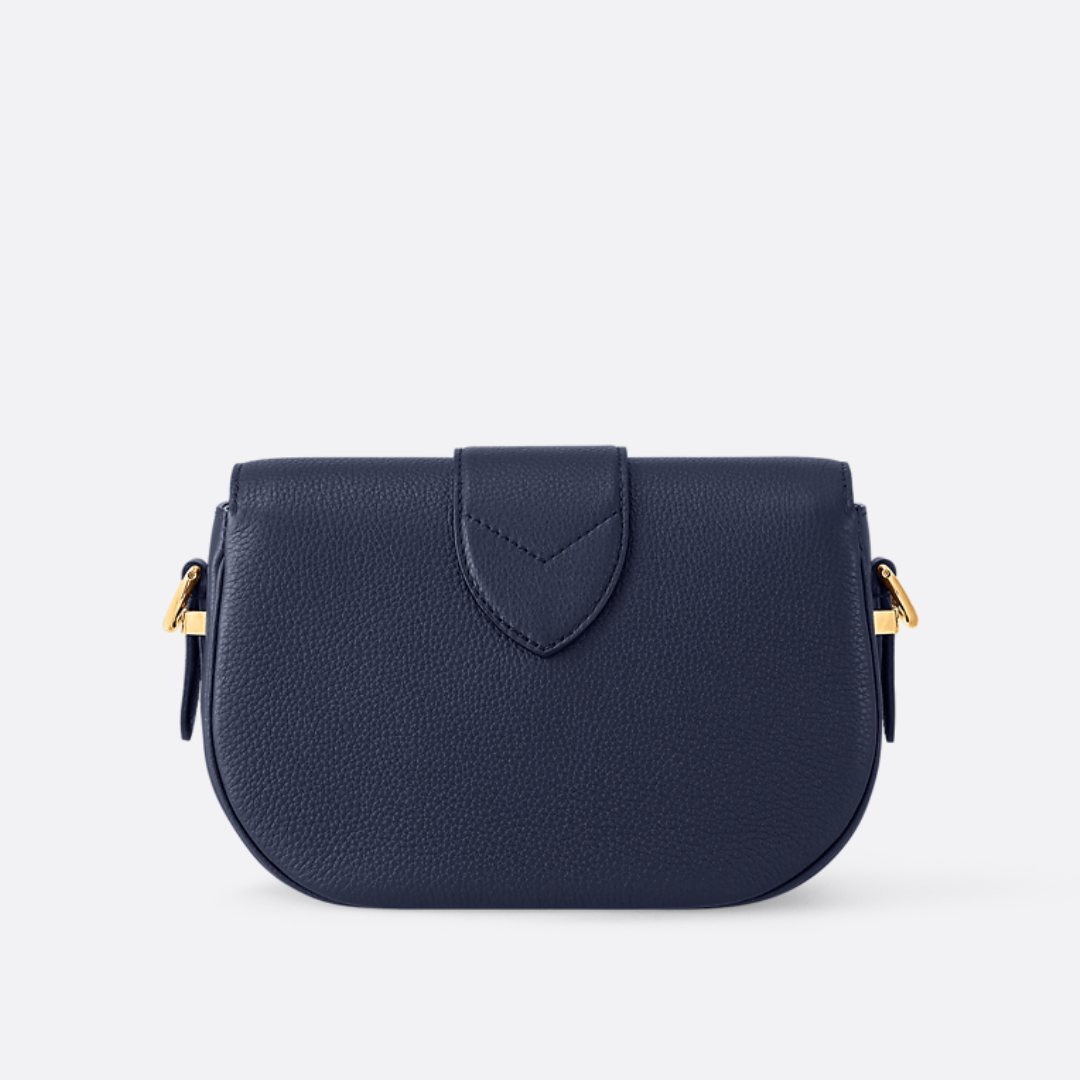 LOUIS VUITTON PONT 9 SOFT MM TAG