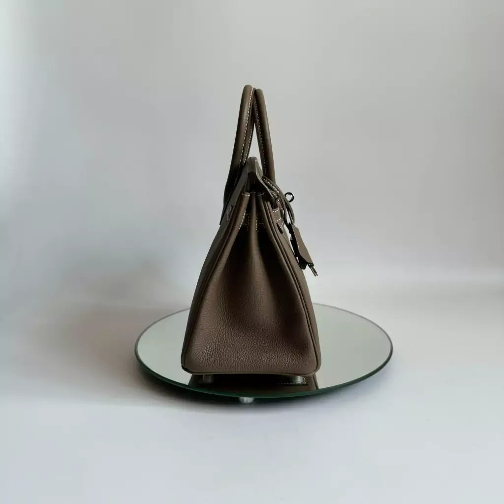 HERMÈS BIRKIN 25 HSS CRAIE/GRIS TOURTERELLE EN PIEL TOGO CON HERRAJES DORADOS CEPILLADOS