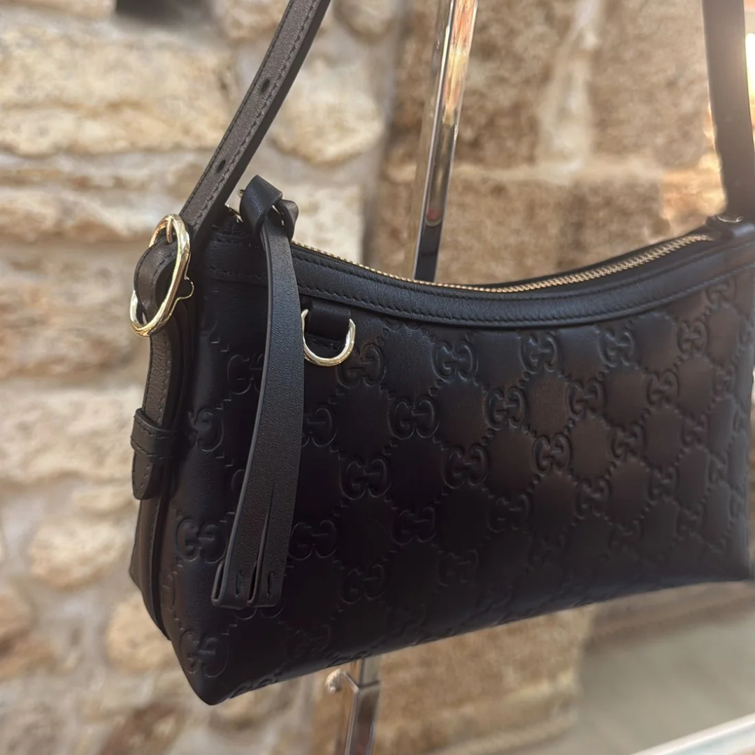 CARTERA DE HOMBRO MEDIANO CON EMBLEMA GG GUCCI