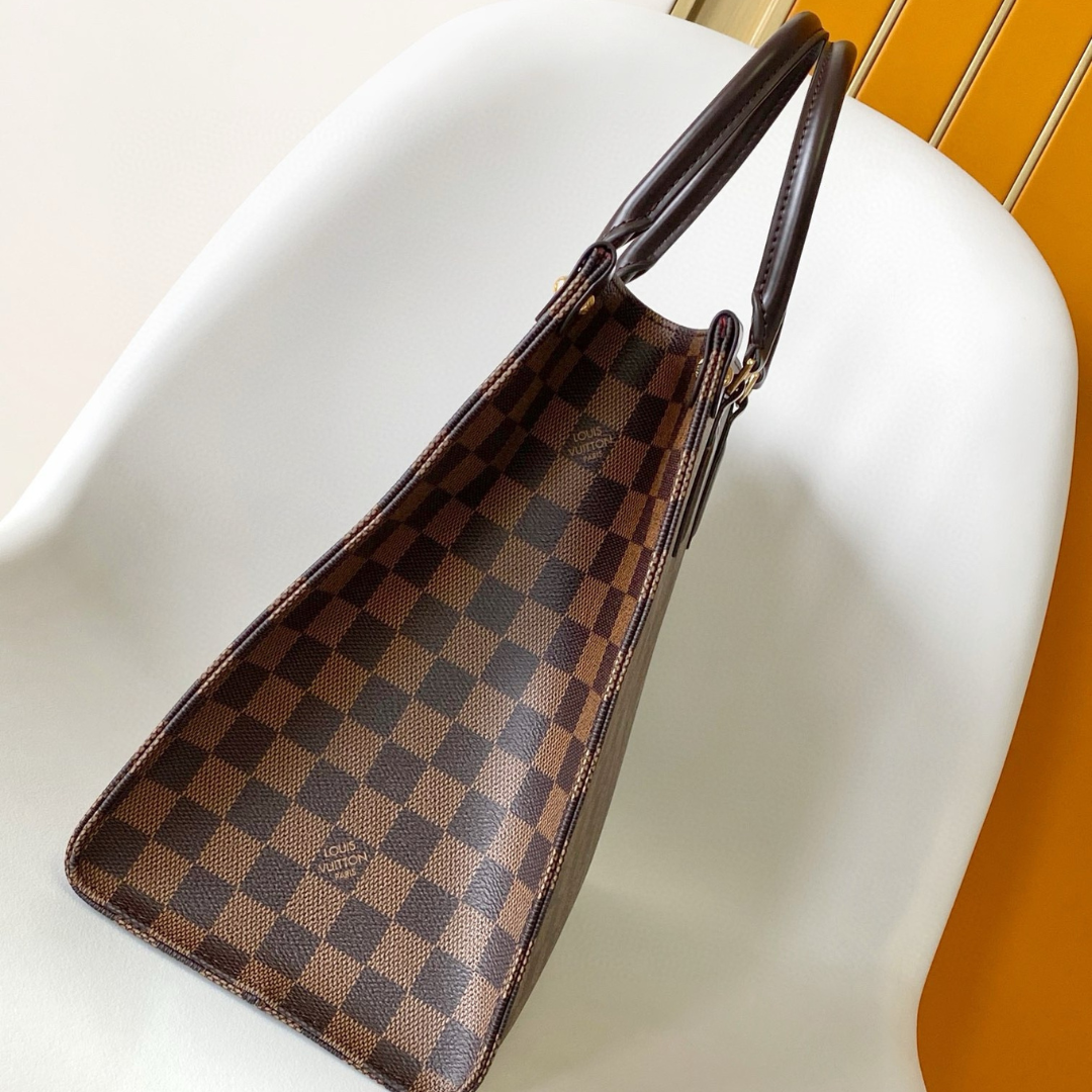LOUIS VUITTON – CARTERA ONTHEGO MM