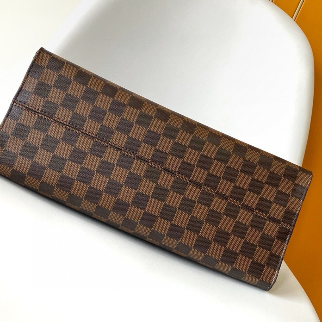 LOUIS VUITTON – CARTERA ONTHEGO MM