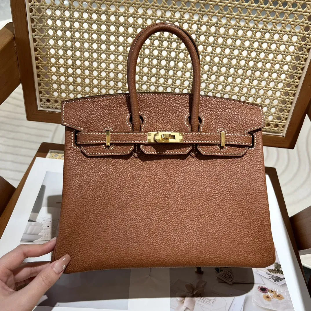 HERMÈS BIRKIN 25 HSS CRAIE/GRIS TOURTERELLE EN PIEL TOGO CON HERRAJES DORADOS CEPILLADOS