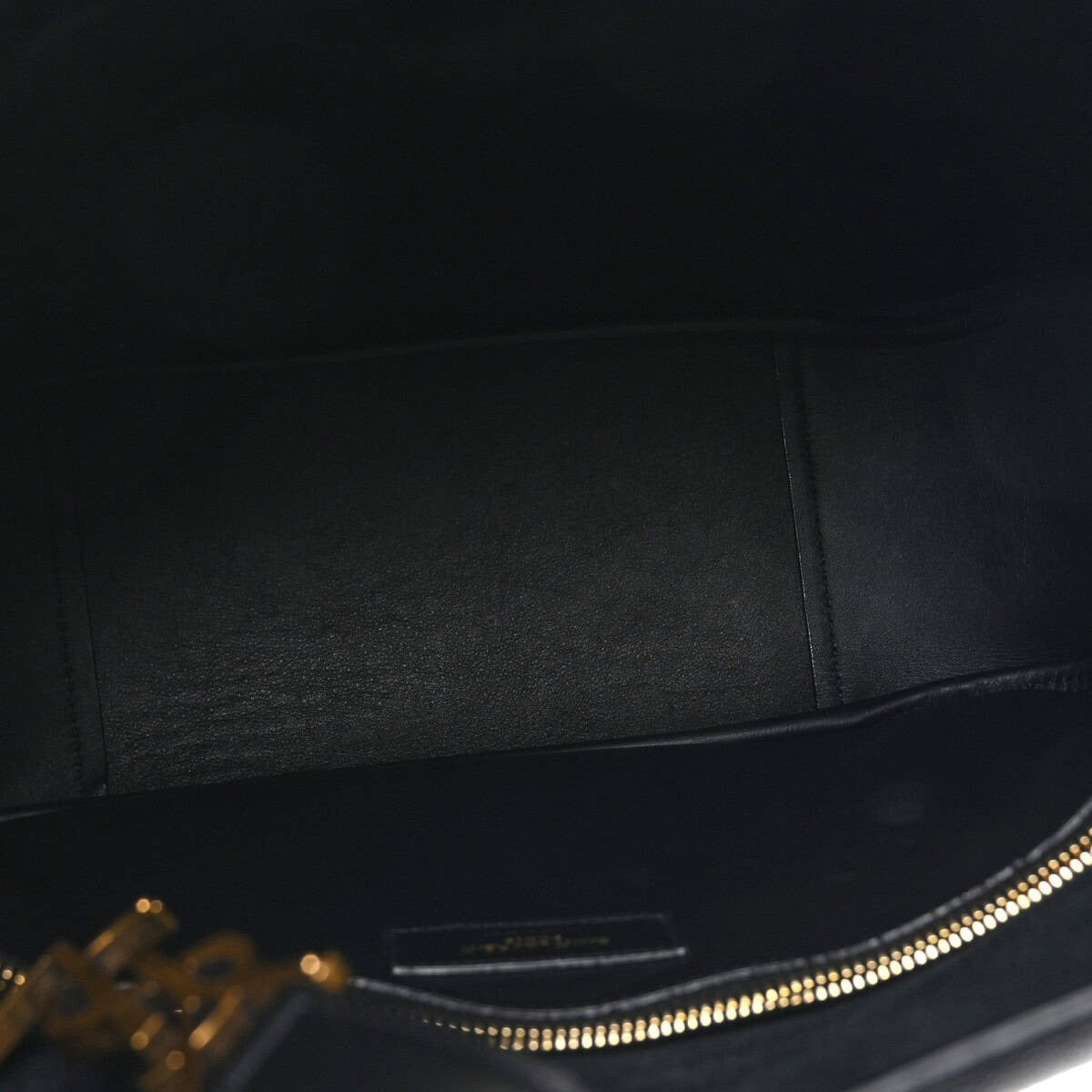 SAINT LAURENT – CARTERA BABY LE 5 À 7 SUAVE DE PIEL GRANULADA