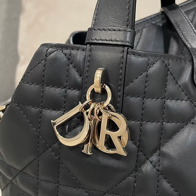 CARTERA TOTE VERTICAL DIOR TOUJOURS MEDIANO
